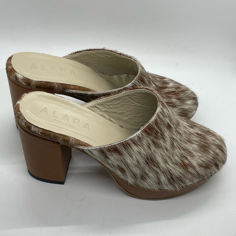 NWT Alara the label true cowhide women's clogs size 8​​​​​​​​​​​​​​​​​​​​​​​​​​​